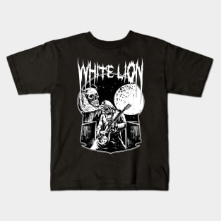 White Lion  Goth Skulls Black and white Kids T-Shirt